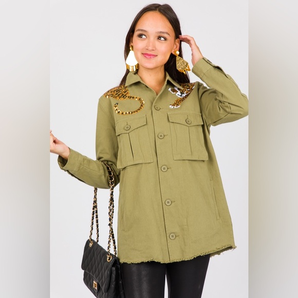 {SOLD} SEQUIN TIGER CARGO POCKET FRONT UTILITY JACKET - OLIVE - Picture 7 of 12